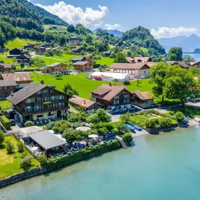 Lake Lodge Hostel