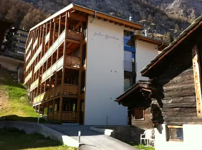 Ein allgemeiner Bergblick oder ein Berglick von der Ferienwohnung aus