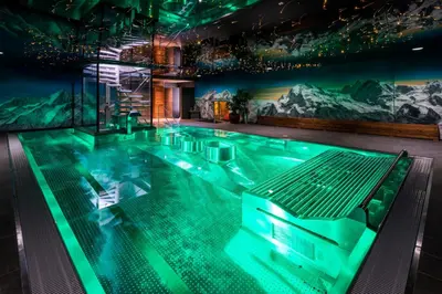 Der Swimmingpool an oder in der Nähe von Silvana Mountain Hotel