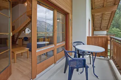 Ein allgemeiner Bergblick oder ein Berglick von der Ferienwohnung aus