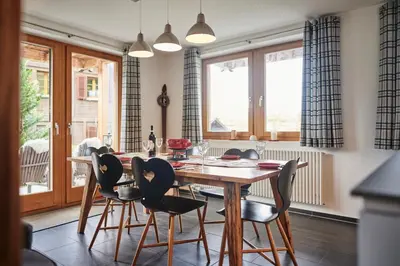 Ein Sitzbereich in der Unterkunft Chalet Sole