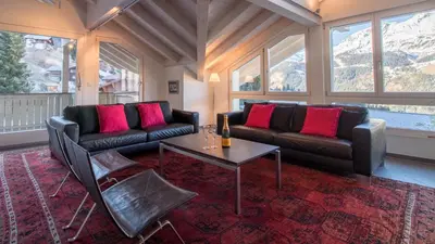 Ein Sitzbereich in der Unterkunft Chalet Brunner Penthouse