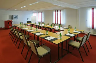 Der Geschäftsbereich oder Konferenzraum in der Unterkunft Hotel Adler