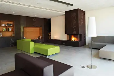 Ein Sitzbereich in der Unterkunft Interlaken Youth Hostel