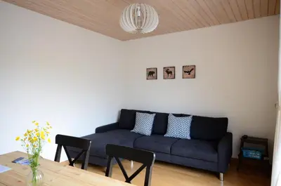 Ein Sitzbereich in der Unterkunft Interlaken Central 1