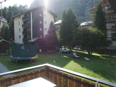 Ein allgemeiner Bergblick oder ein Berglick von der Ferienwohnung aus