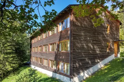Das Gebäude in dem sich das Hostel befindet