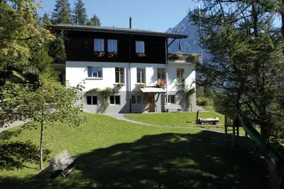 Das Gebäude in dem sich das Hostel befindet