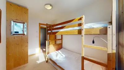 Ein Bett oder Betten in einem Zimmer der Unterkunft Balcons du Soleil Y2 211 - QUIET apartment 6 pers