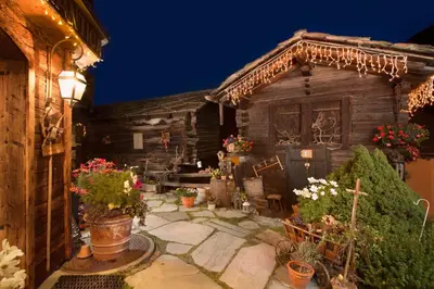 Ein Garten an der Unterkunft Hotel Romantica