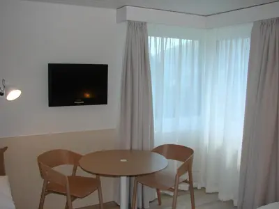 TV/Unterhaltungsangebot in der Unterkunft Hotel Restaurant Flaschen