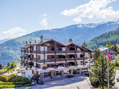 Ein allgemeiner Bergblick oder ein Berglick von der Ferienwohnung aus