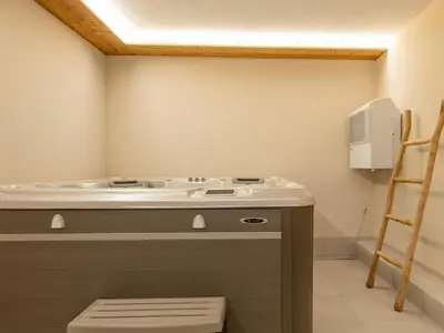 Ein Badezimmer in der Unterkunft Apartment Haus Alpenrose by Interhome