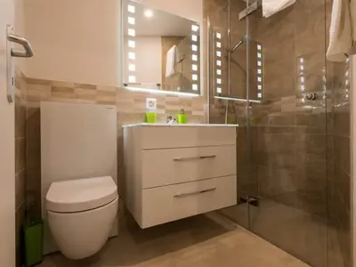 Ein Badezimmer in der Unterkunft Apartment Haus Alpenrose by Interhome