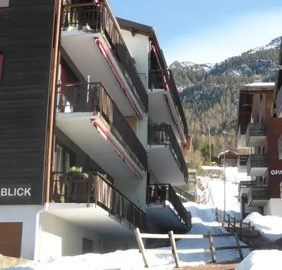 Ein allgemeiner Bergblick oder ein Berglick von der Ferienwohnung aus