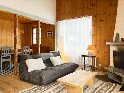 Ein Sitzbereich in der Unterkunft Chalet Marolly - Evolène