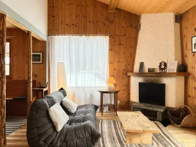 Ein Sitzbereich in der Unterkunft Chalet Marolly - Evolène