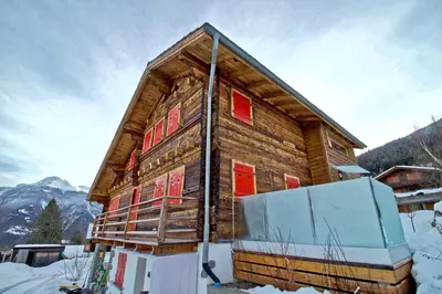 Ein allgemeiner Bergblick oder ein Berglick von der Ferienwohnung aus