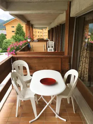 Ein Balkon oder eine Terrasse in der Unterkunft Appartement à 200m de la télé-cabine de Vercorin