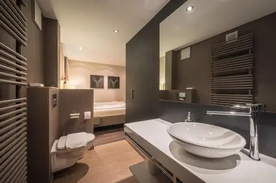 Ein Badezimmer in der Unterkunft Schweizerheim Residence 11