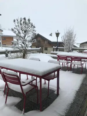 Hotel Restaurant Rothorn im Winter