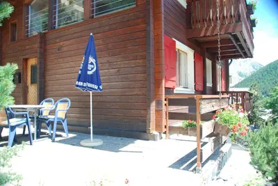 Ein allgemeiner Bergblick oder ein Berglick von der Ferienwohnung aus