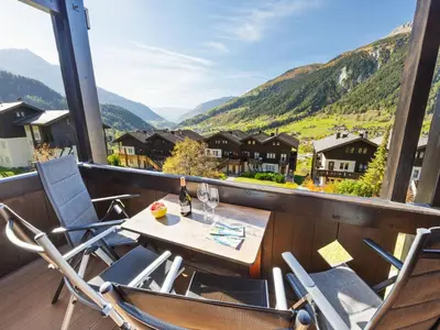 Ein allgemeiner Bergblick oder ein Berglick von der Ferienwohnung aus