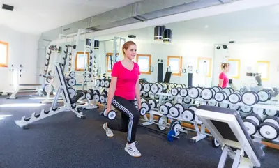 Das Fitnesscenter und/oder die Fitnesseinrichtungen in der Unterkunft Sport Resort Fiesch - Fiescher Hostel