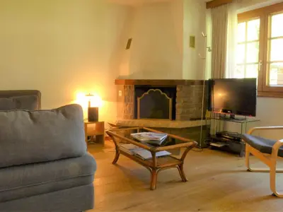 Ein Sitzbereich in der Unterkunft Apartment Bergere-1 by Interhome