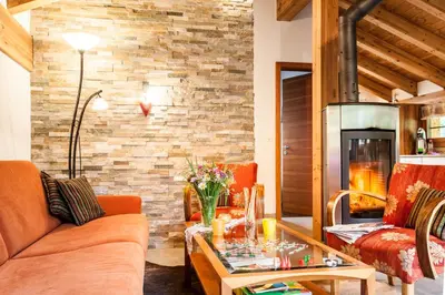 Ein Sitzbereich in der Unterkunft Chalet Hinter Dem Rot Stei