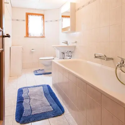 Ein Badezimmer in der Unterkunft Haus Weissmies