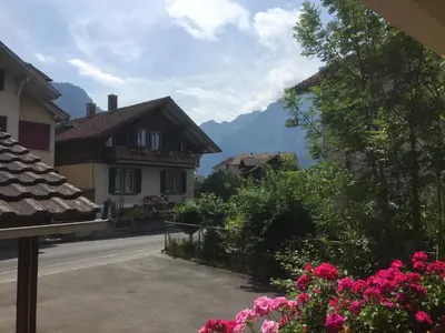 Ein allgemeiner Bergblick oder ein Berglick von des Hostels aus