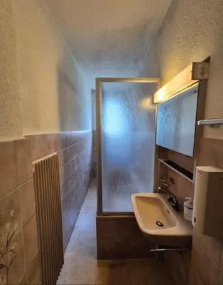 Ein Badezimmer in der Unterkunft Walters Hostel Interlaken