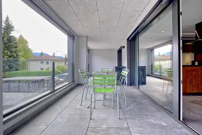 Ein Balkon oder eine Terrasse in der Unterkunft Apartment JungfrauCenter Brienzersee - GRIWA RENT