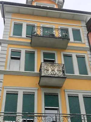 Das Gebäude in dem sich die Pension befindet