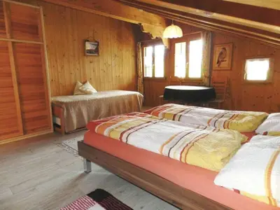 Ein Bett oder Betten in einem Zimmer der Unterkunft Apartment Giferblick by Interhome