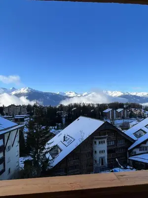 L'Eperon Center Crans wonderful view im Winter