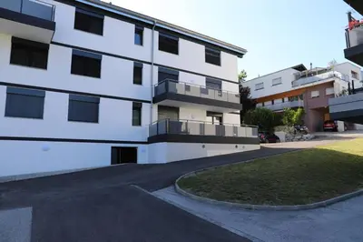 Das Gebäude in dem sich die Ferienwohnung befindet