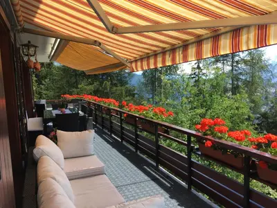 Ein Balkon oder eine Terrasse in der Unterkunft Pension Les Audannes