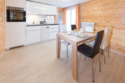 Küche/Küchenzeile in der Unterkunft Haus Miranda Grächen
