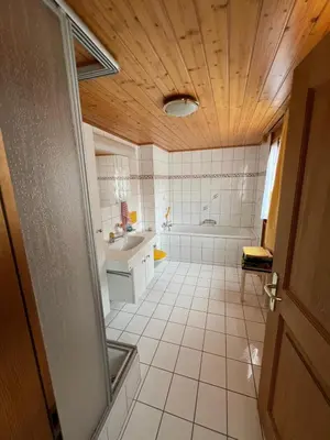 Ein Badezimmer in der Unterkunft Apartment Astrid