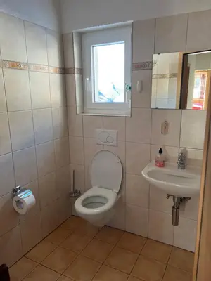 Ein Badezimmer in der Unterkunft Berghotel Furggstalden