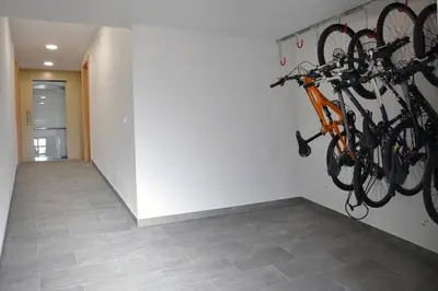 Radfahren an der Unterkunft Chalet Z`Wichjehüs oder in der Nähe