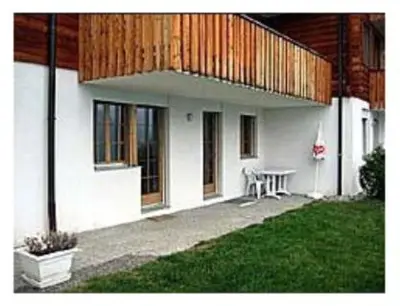 Das Gebäude in dem sich die Ferienwohnung befindet