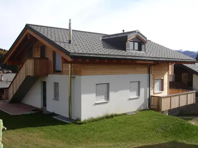 Das Gebäude in dem sich die Ferienwohnung befindet