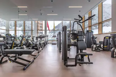 Das Fitnesscenter und/oder die Fitnesseinrichtungen in der Unterkunft Radisson Blu Hotel Reussen, Andermatt