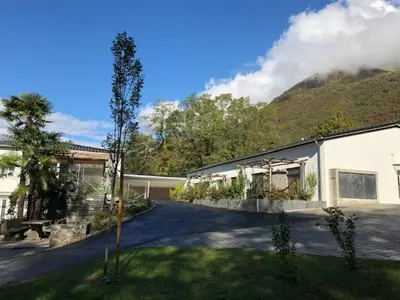 Ein allgemeiner Bergblick oder ein Berglick von der Ferienwohnung aus