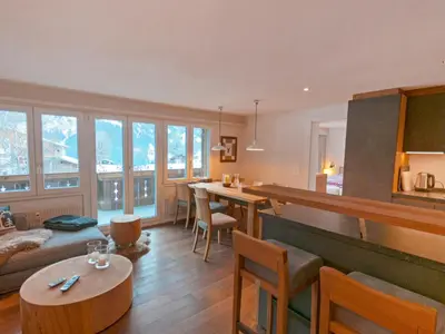 Ein Sitzbereich in der Unterkunft Apartment Chalet Bodmisunne-2 by Interhome