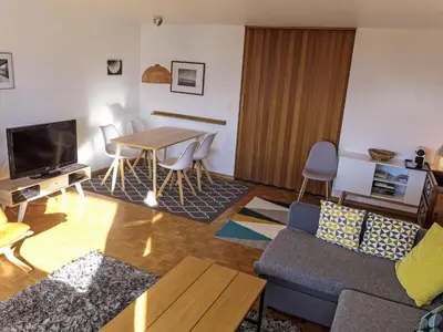 TV/Unterhaltungsangebot in der Unterkunft Apartment Eden Roc 29 by Interhome