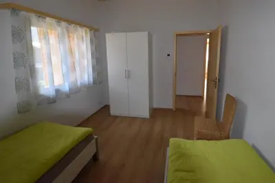 Ein Sitzbereich in der Unterkunft Ferienwohnung Gemeindematte